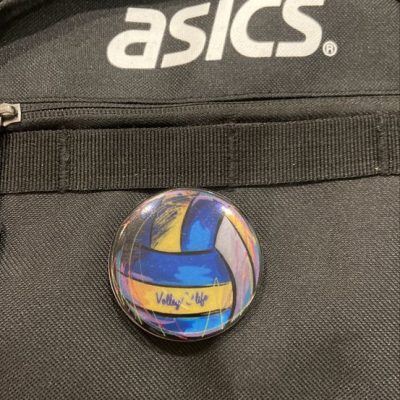 Значок светоотражатель «Волейбольный мяч рисованный»