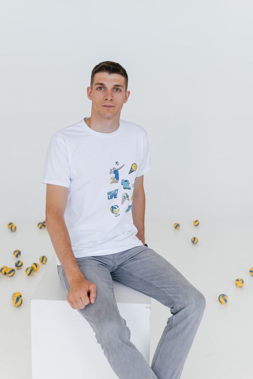 Футболка повседневная БЕЛАЯ Volleylife (со стикерами) размер 50-56